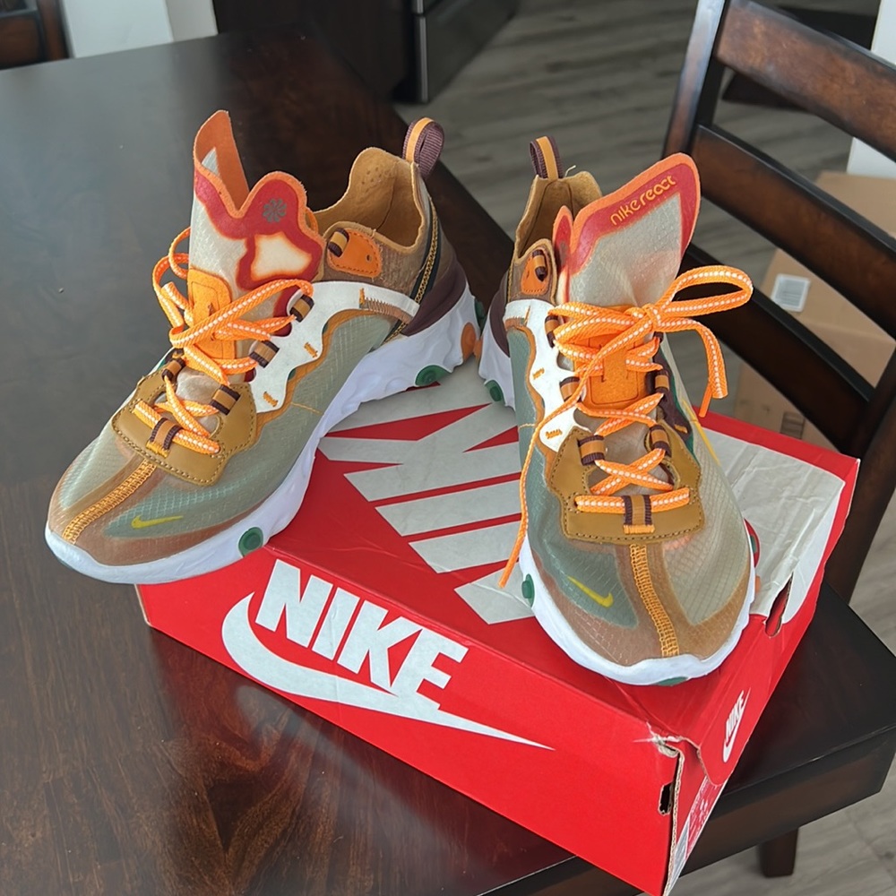 Nike React Element 87